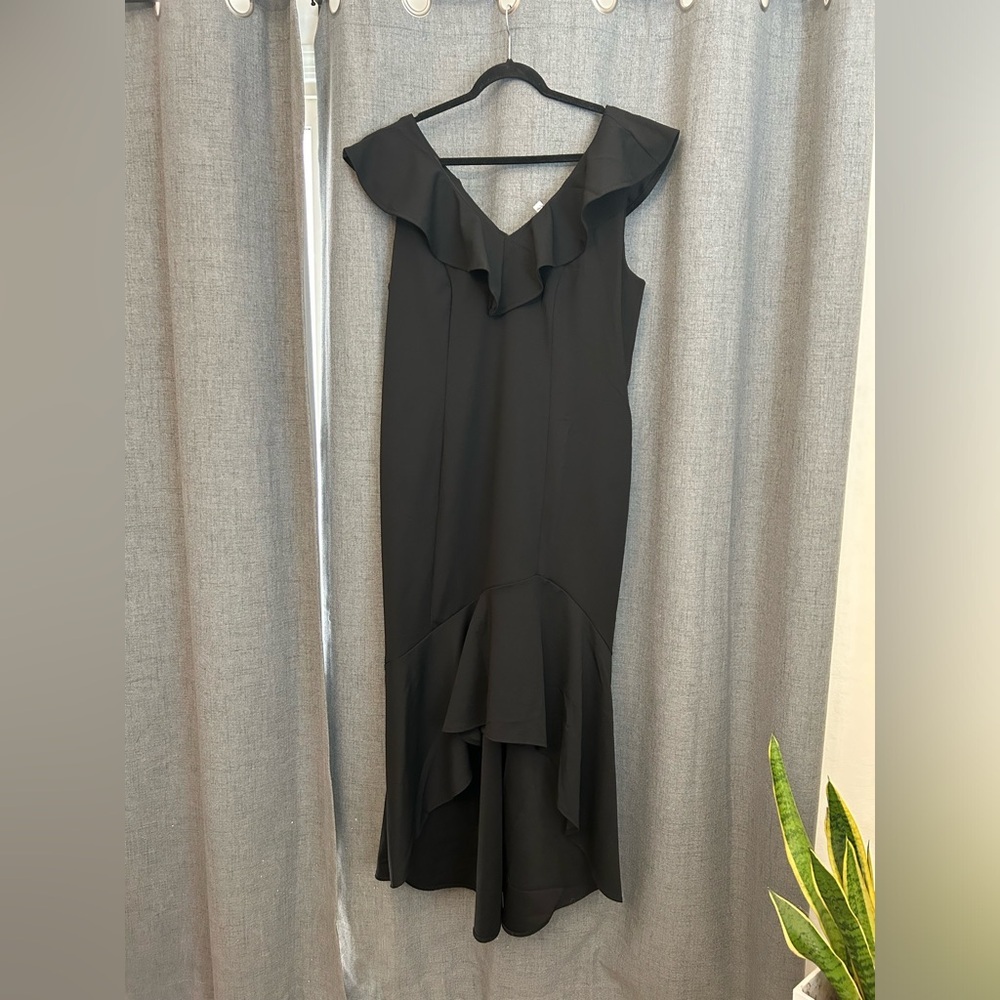 AVENUE Women's Plus Size Dress Destiny Ruffle Size 22/24 - Picture 3 of 6